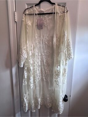 Mustard Seed NWT One Size Ivory Floral Lace Sheer Duster Cape Kimono Embroidered